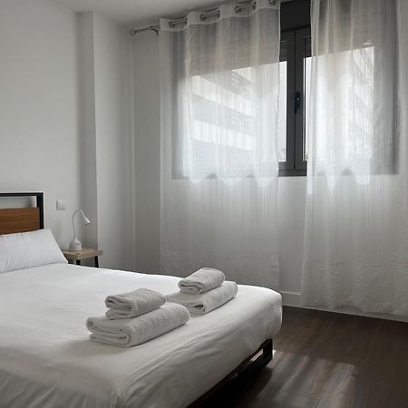 マドリードValdebebas Con Garaje Gimnasio Y Piscinaアパートメント エクステリア 写真